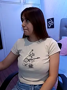1evelinewood online show from 04/07/26, 02:30
