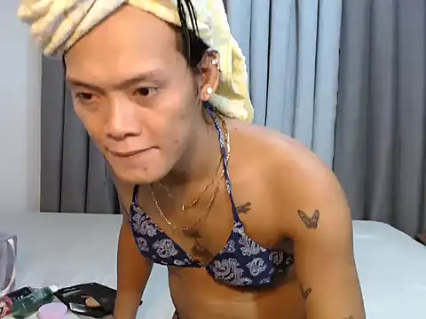 kettie  online show from 10/29/25, 09:19