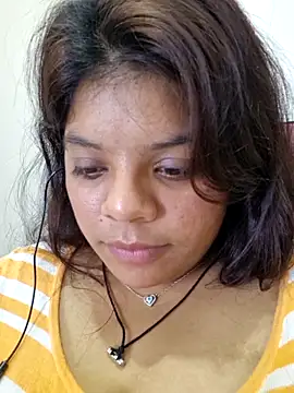 Snapshot of kajal77715 chatting on 10/13/25, 09:22 kajal77715 online show from 10/13/25, 09:22