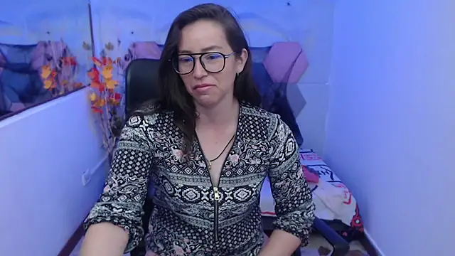 Lui Fer01 online show from 10/26/25, 11:43