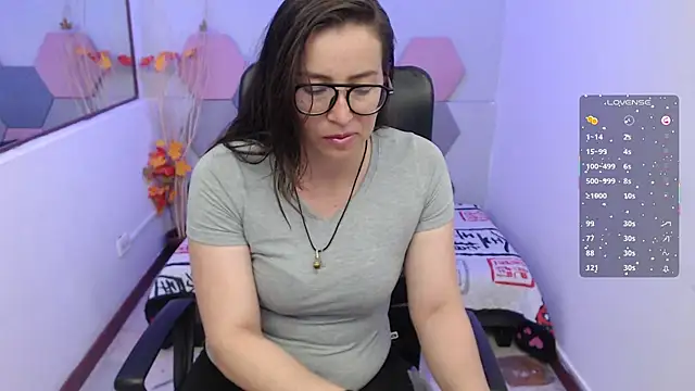 Lui Fer01 online show from 10/15/25, 10:34