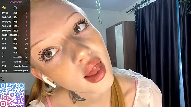 Iamlylu online show from 11/15/25, 05:44