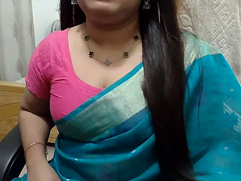 Snapshot of SexyRani2000 chatting on 06/30/26, 03:56 SexyRani2000 online show from 06/30/26, 03:56