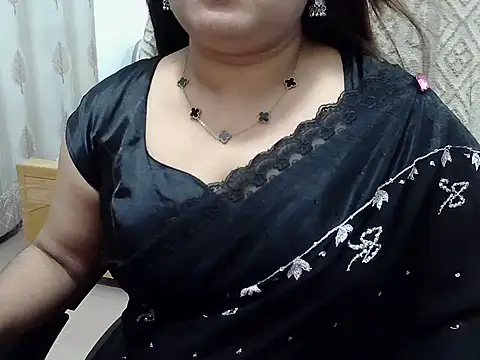 Snapshot of SexyRani2000 chatting on 06/22/26, 07:11 SexyRani2000 online show from 06/22/26, 07:11