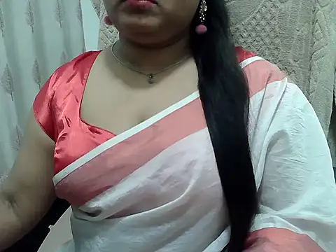 SexyRani2000 online show from 05/17/26, 05:24