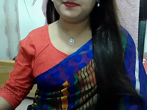 Snapshot of SexyRani2000 chatting on 07/20/26, 02:52 SexyRani2000 online show from 07/20/26, 02:52