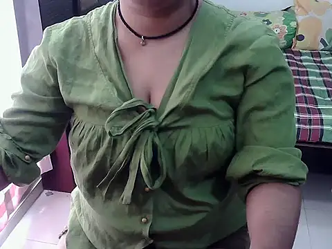 SexyRani2000 online show from 11/05/25, 05:32