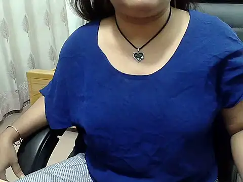 Snapshot of SexyRani2000 chatting on 06/20/26, 05:07 SexyRani2000 online show from 06/20/26, 05:07