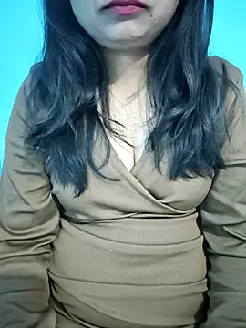 Model Show01 online show from 11/28/25, 05:35