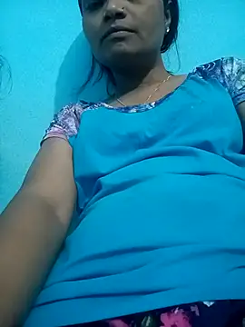 Model Show01 online show from 10/30/25, 12:36