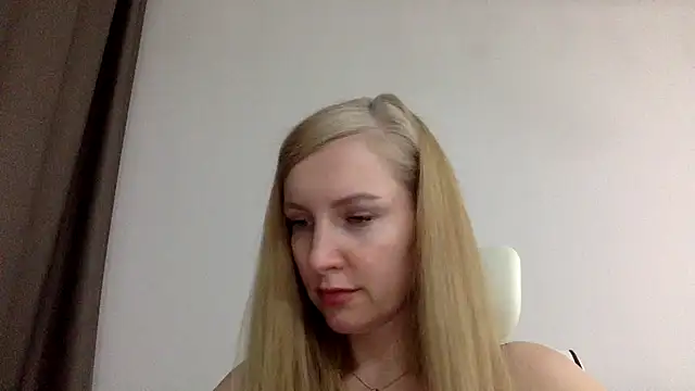 Snapshot of Neralith chatting on 06/11/26, 07:11 Neralith online show from 06/11/26, 07:11