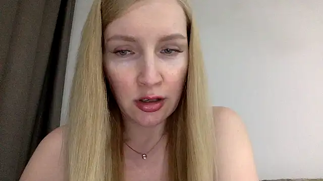 Snapshot of Neralith chatting on 06/19/26, 06:47 Neralith online show from 06/19/26, 06:47