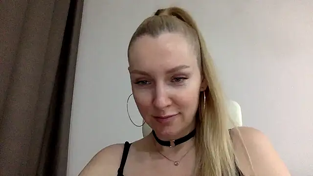 Snapshot of Neralith chatting on 06/14/26, 07:04 Neralith online show from 06/14/26, 07:04