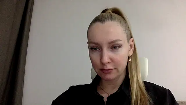 Snapshot of Neralith chatting on 06/23/26, 07:12 Neralith online show from 06/23/26, 07:12