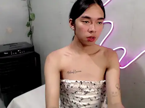 Snapshot of miatrixs chatting on 03/27/26, 03:24 miatrixs online show from 03/27/26, 03:24