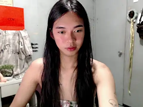 Snapshot of miatrixs chatting on 03/18/26, 05:14 miatrixs online show from 03/18/26, 05:14