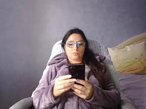 LuckyLisa23 online show from 01/08/26, 11:38