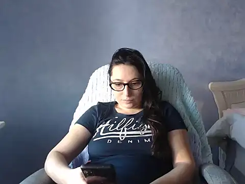 LuckyLisa23 online show from 03/27/26, 02:51