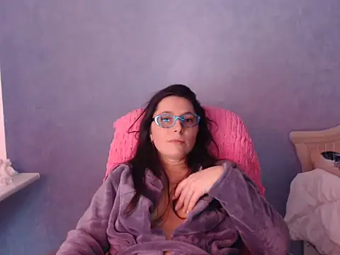 LuckyLisa23 online show from 02/21/26, 10:23