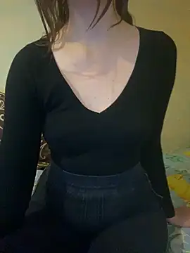 KittieCreme online show from 10/31/25, 02:13