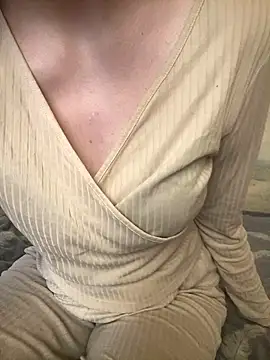 KittieCreme online show from 01/11/26, 11:06