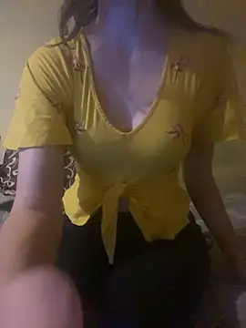 KittieCreme online show from 12/05/25, 02:48