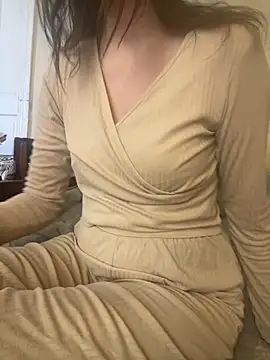 Snapshot of KittieCreme chatting on 02/11/26, 12:49 KittieCreme online show from 02/11/26, 12:49