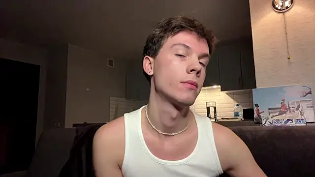 Jeremy1Scott online show from 11/04/25, 03:21