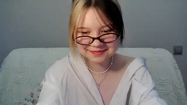 Snapshot of sota_starcaug chatting on 03/02/26, 03:41 sota starcaug online show from 03/02/26, 03:41