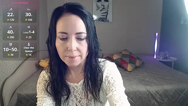 Snapshot of beautiful_moon3 chatting on 05/10/26, 02:52 beautiful moon3 online show from 05/10/26, 02:52