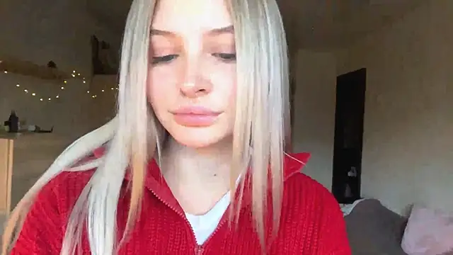 Snapshot of VictoriaMystery chatting on 10/20/25, 02:17 VictoriaMystery online show from 10/20/25, 02:17