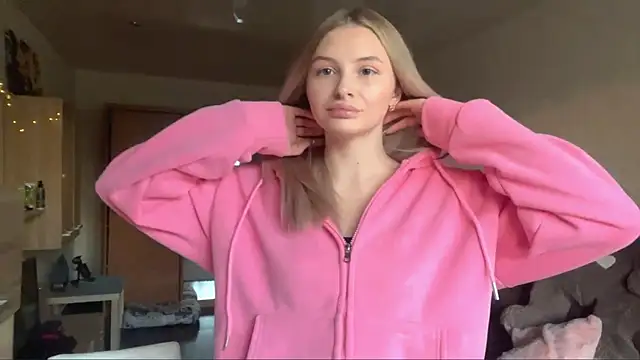 Snapshot of VictoriaMystery chatting on 10/23/25, 02:16 VictoriaMystery online show from 10/23/25, 02:16