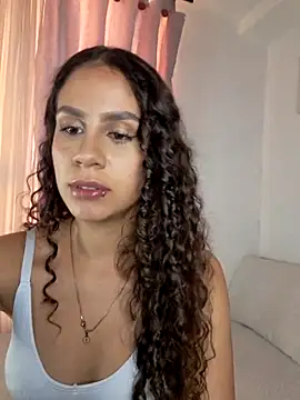 danna gomez 07 online show from 10/26/25, 10:32