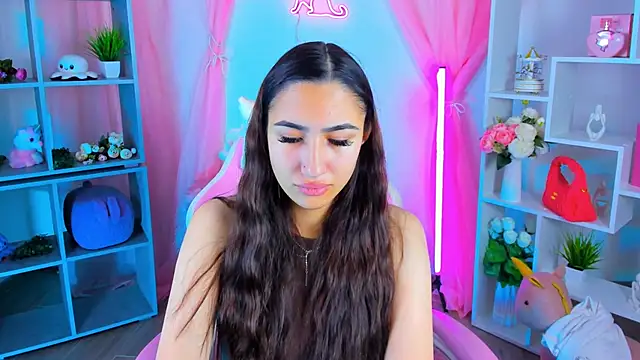 Snapshot of RebeckaThornton chatting on 11/07/25, 09:36 RebeckaThornton online show from 11/07/25, 09:36