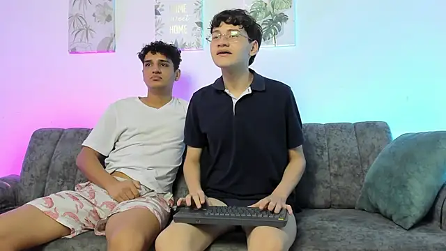 SpritzBoys online show from 12/18/25, 01:48