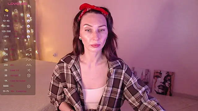 Lilith Sora online show from 12/13/25, 11:11