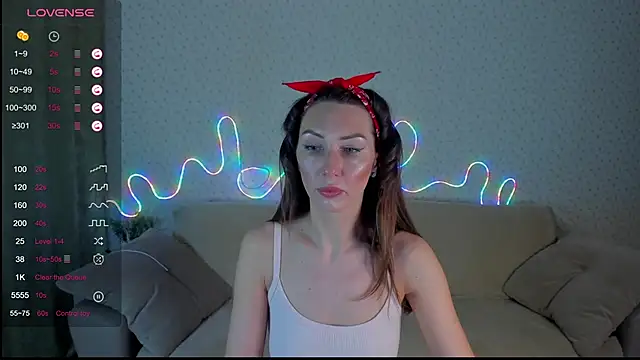 Lilith Sora online show from 11/19/25, 06:41