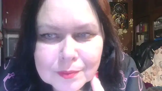 CharleeKendall online show from 12/20/25, 09:50