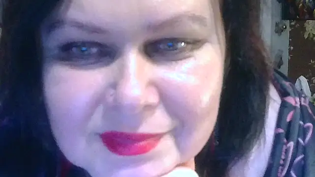 CharleeKendall online show from 11/15/25, 06:45