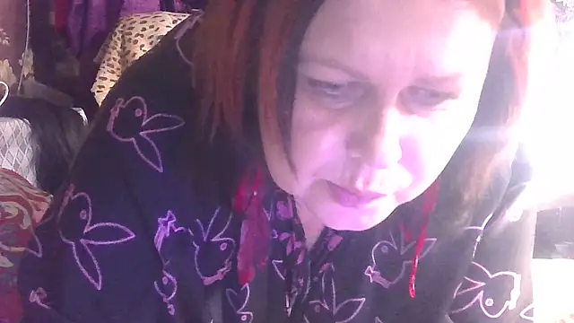 Snapshot of CharleeKendall chatting on 10/12/25, 08:21 CharleeKendall online show from 10/12/25, 08:21