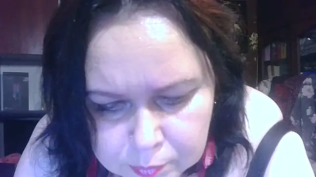 Snapshot of CharleeKendall chatting on 11/04/25, 09:40 CharleeKendall online show from 11/04/25, 09:40