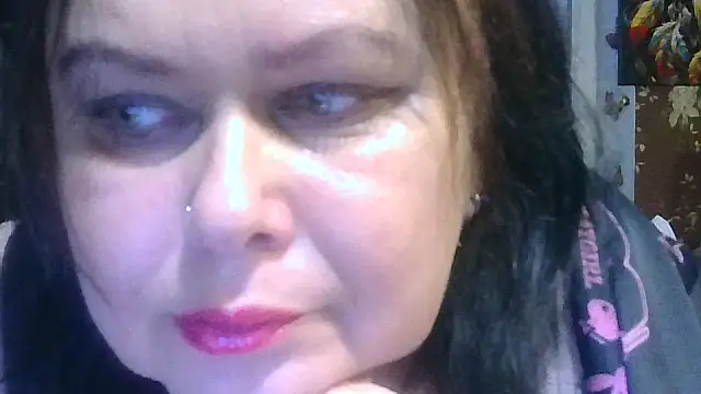 CharleeKendall online show from 11/16/25, 11:15