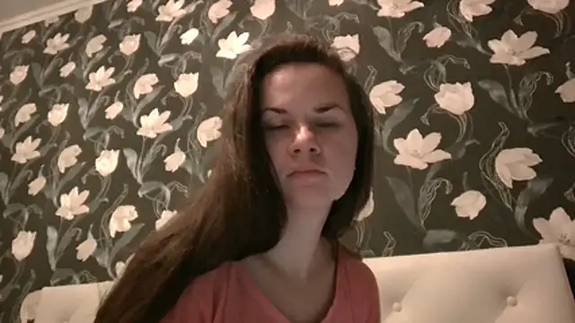 GiaaCaranggi online show from 12/13/25, 08:04