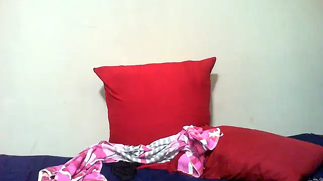 LICIOUSEBOOBSXX online show from 12/19/25, 01:53