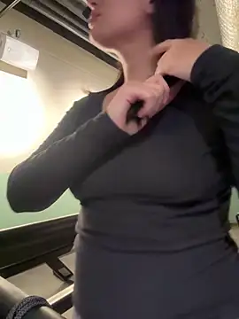 mamimamacitaaa online show from 10/24/25, 05:56