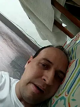 Snapshot of sacarlettareyo chatting on 10/17/25, 08:54 sacarlettareyo online show from 10/17/25, 08:54