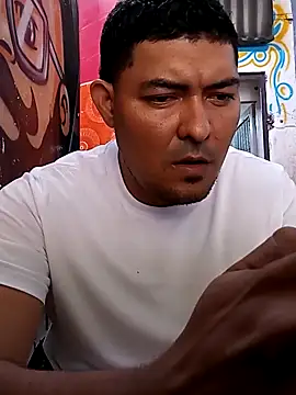 sexyandres 23 online show from 03/22/26, 05:58