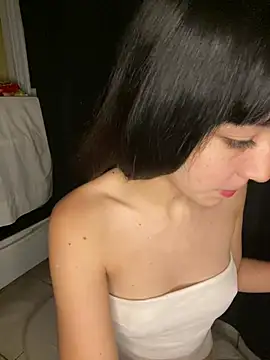 Pilarq9 online show from 04/16/26, 05:08