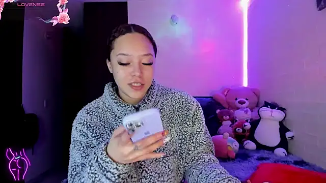 Lizz martins online show from 10/27/25, 01:50