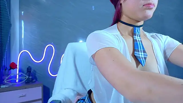 Naaomi cute online show from 01/17/26, 06:00